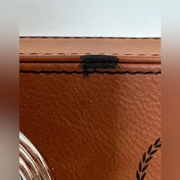 The BILLY GRAHAM Library 10 Year Anniversary Leather Bound Clock COLLECTIBLE - Picture 9 of 9